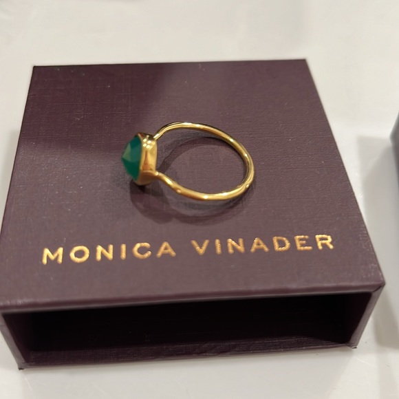 MONICA VINADER Gold Ring with Green Gemstone - Picture 5 of 5